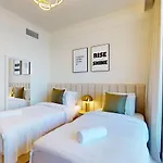 Creek Rise Tower 1 - Bright Two Bedroom