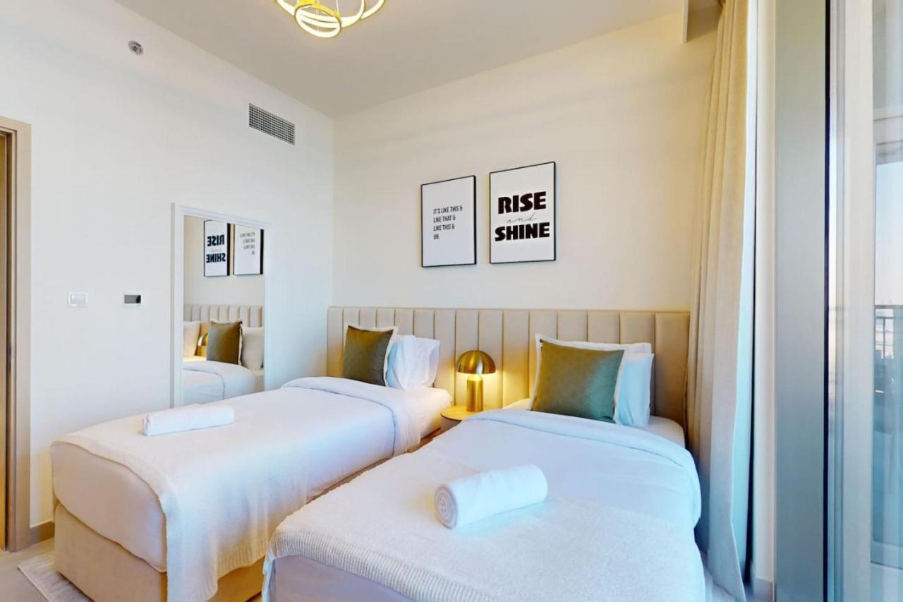 Creek Rise Tower 1 - Bright Two Bedroom *