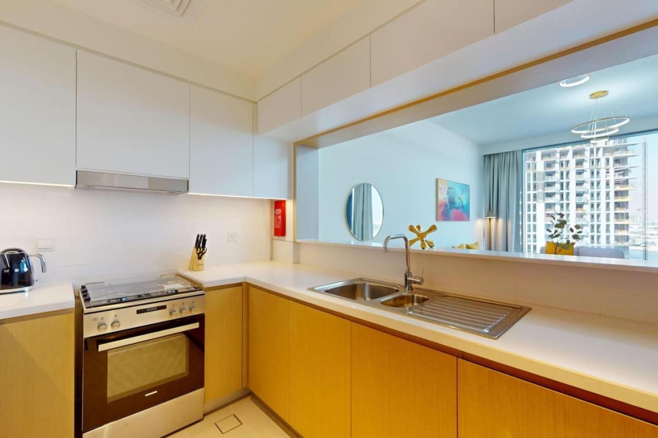 Apartment Creek Rise Tower 1 - Bright Two Bedroom Dubai