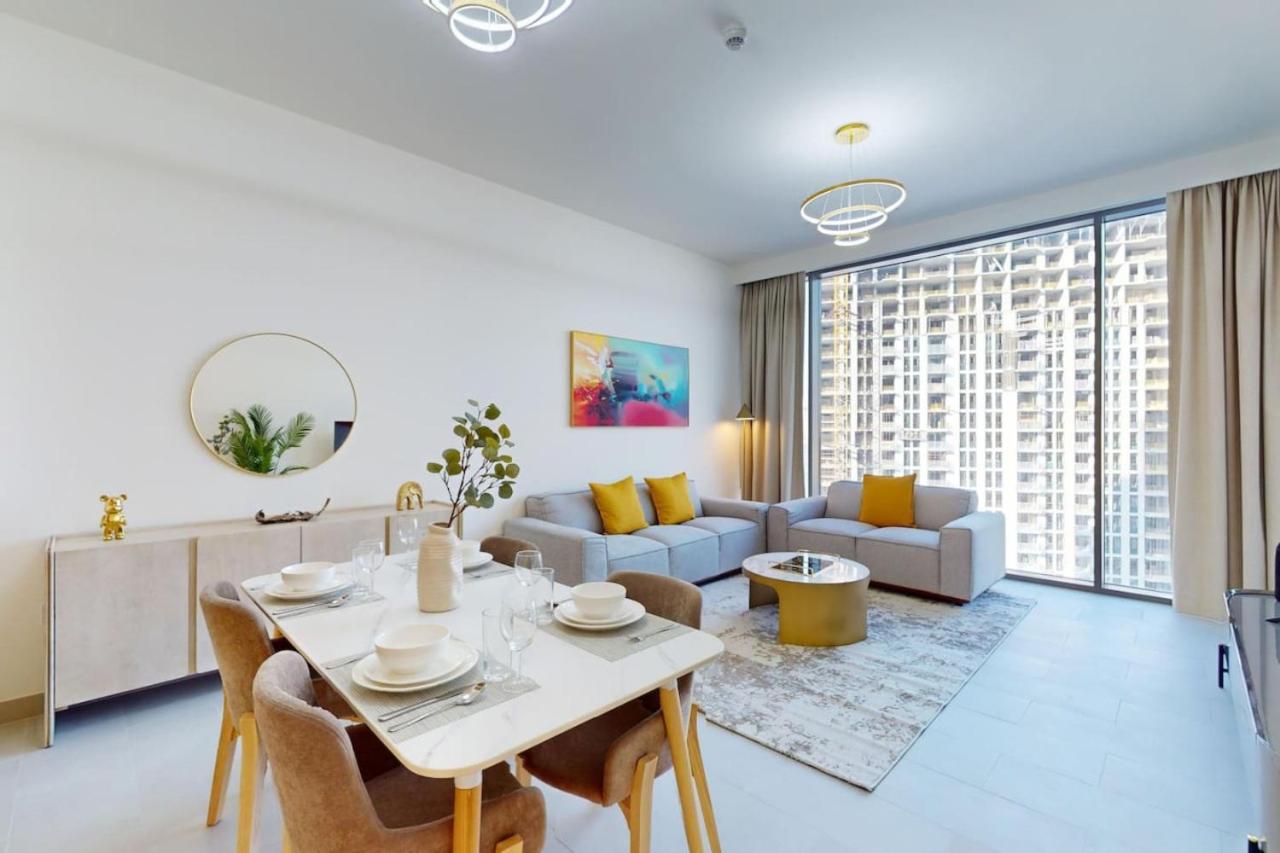 Creek Rise Tower 1 - Bright Two Bedroom * Dubai
