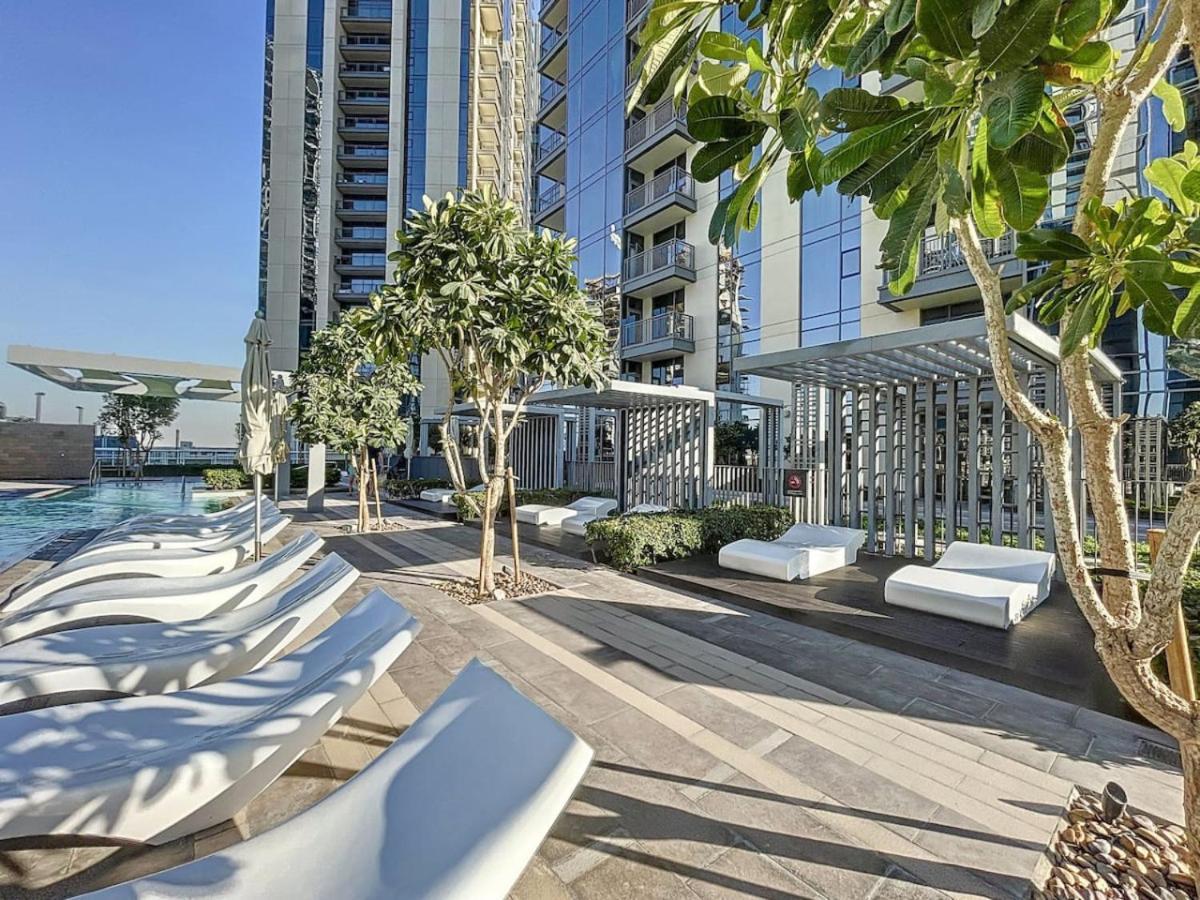 Apartment Creek Rise Tower 1 - Bright Two Bedroom *